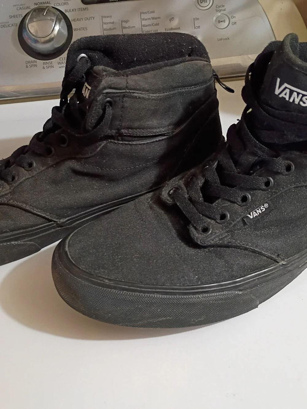 Vans Black Canvas Low-Top Sneakers with Brown Gum Outsole